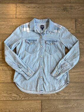 GAP Light Blue Denim Western Button-Down Shirt